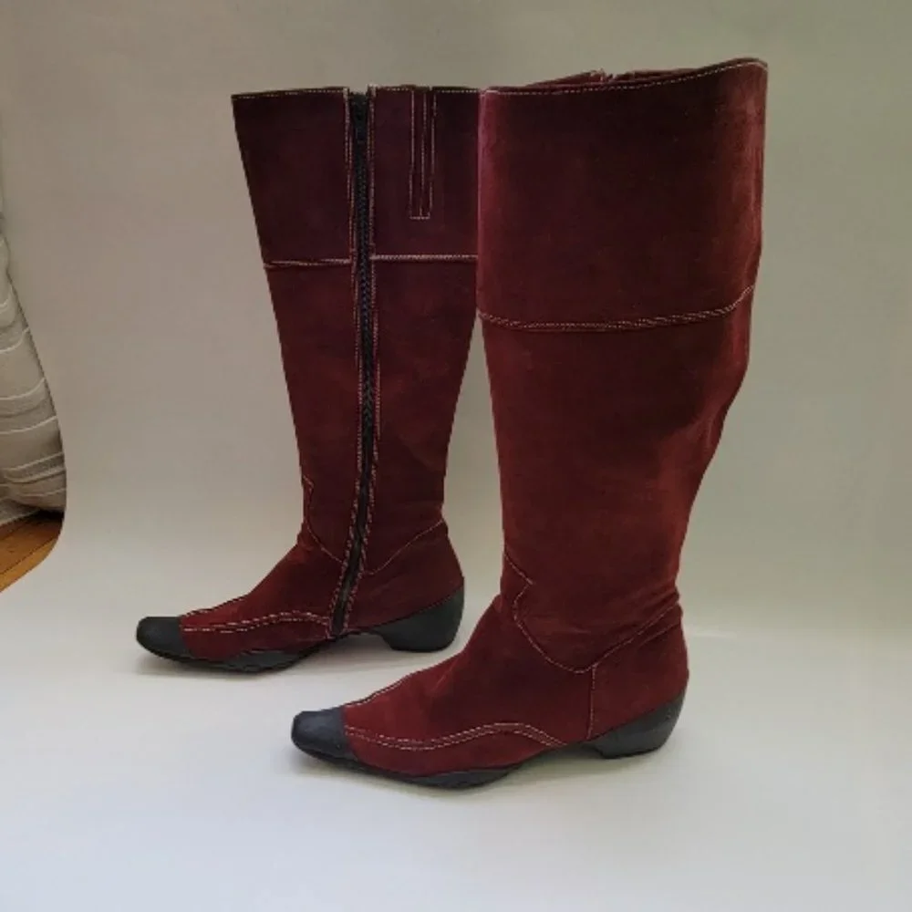 WOMENS TALL SUEDE BOOTS SIZE  38 1/2" USED - Picture 5 of 16